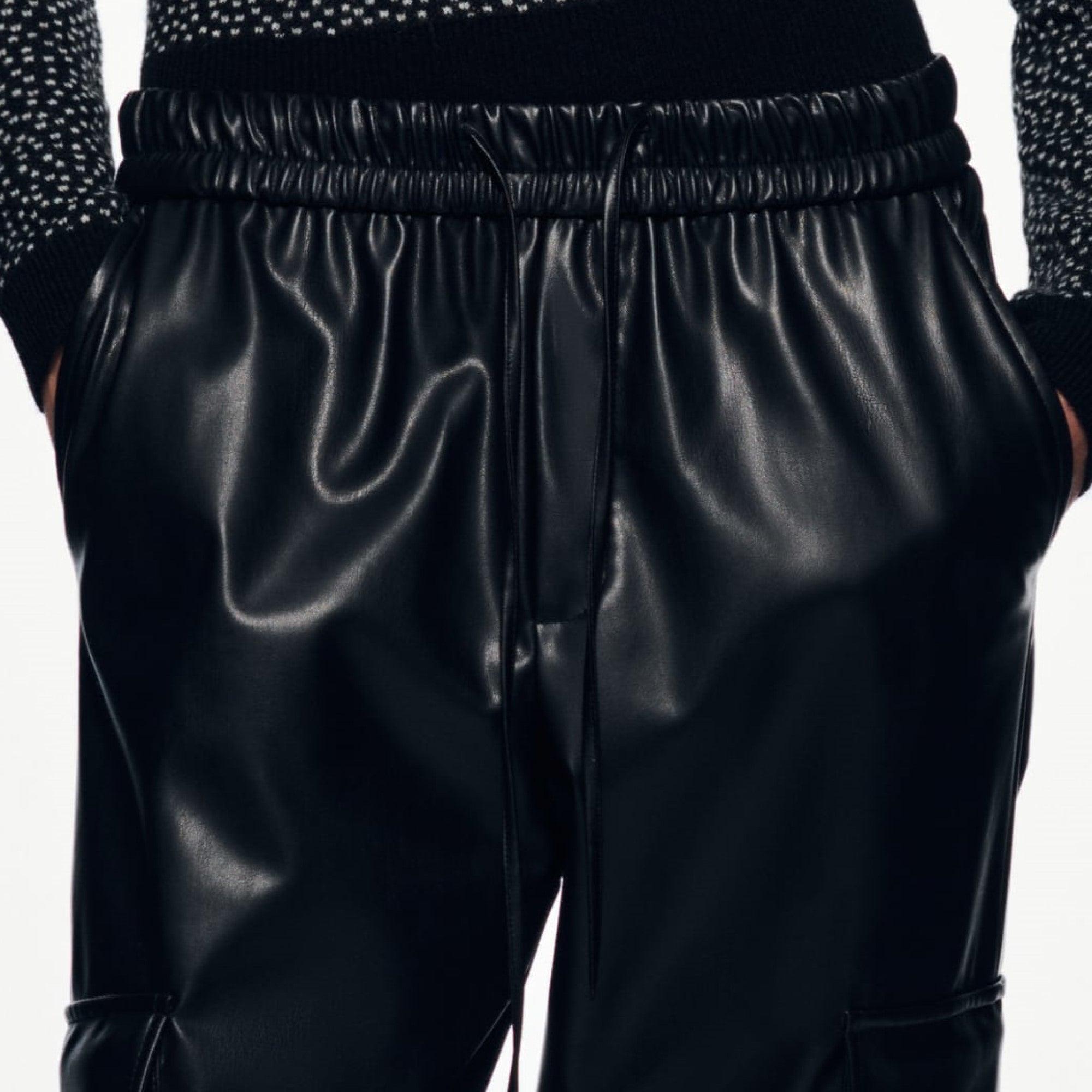 Fashionable Leather Trousers for Women - Perfect for Any Occasion - TheBougees